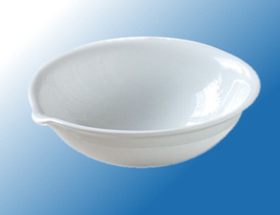 Abdampfschale halbtiefe Form, Porzellan, mit Ausguß, Rundboden, 62 ml, 83*27 mm Ø*H #207/2